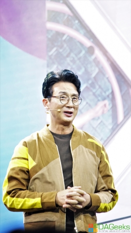 dageeks samsung awesome concert samsungph president james jung