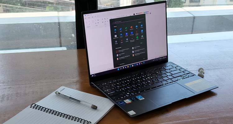 Working Made Easy(ier) with a Touch Screen Laptop