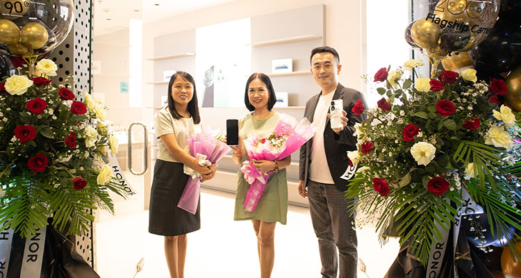 HONOR Opens First Experience Store in Mindanao at SM City GenSan Header Image