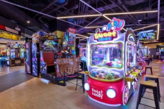 Timezone Galleria Sailor VR Quest and Sweet Candy