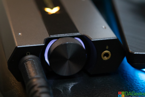 Sound BlasterX G6 Review Volume LED